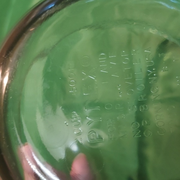 Vintage Pyrex clear glass with lid 2 cups.Made in USA. - Picture 3 of 6